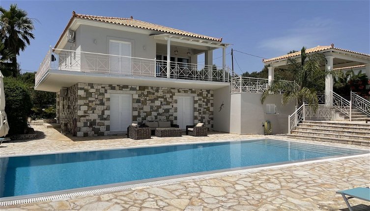 Foto 1 - Luxurious Villa in Peloponnese