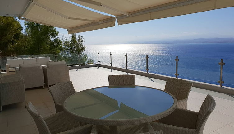 Photo 1 - Luxurious Suite Athena Near To Beach