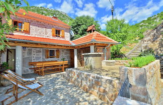 Photo 1 - Cozy Holiday Home With Garden in Starigrad