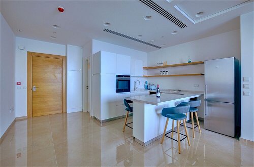 Photo 4 - Luxurious Apt With Ocean Views and Pool in Tigne Point