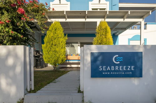 Foto 61 - Seabreeze Villa - with Jacuzzi & heated pool