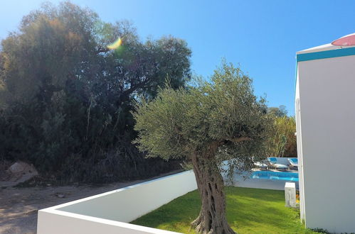 Foto 56 - Seabreeze Villa - with Jacuzzi & heated pool