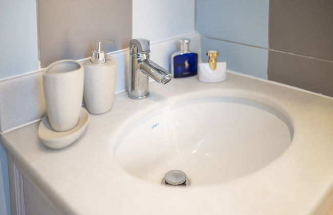 Seabreeze Villa - with Jacuzzi & heated pool - Foto 28