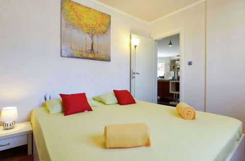 Foto 4 - Attractive Apartment in Zadar With Private Pool