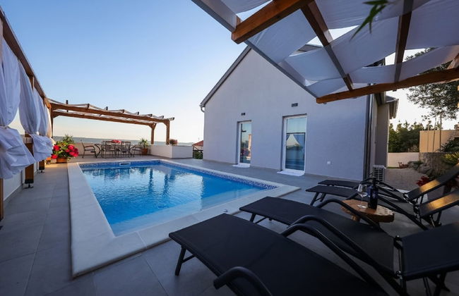 Holiday Home With Private Swimming Pool - Foto 24