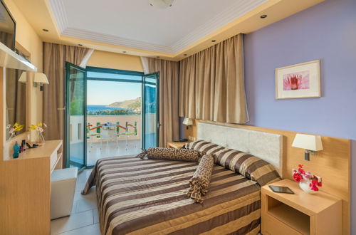 Photo 9 - Ai Yannis Suites and Apartments Hotel