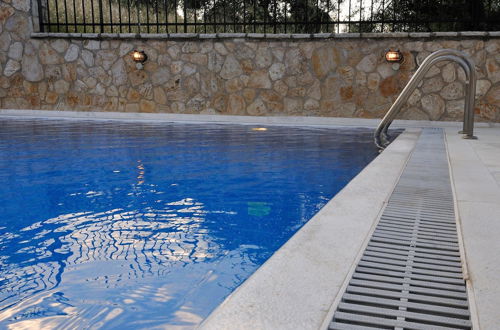 Photo 20 - Family Maisonette with Pool near Beach