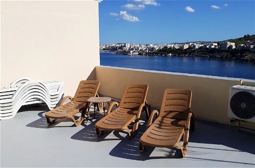 Foto 25 - Bay View Apartment by Getaways Malta