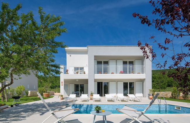 Exquisite Villa in Stanisovi With Swimming Pool - Foto 31