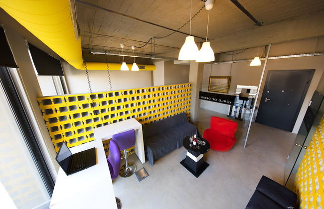 Acropolis View Modern Loft - Photo 15
