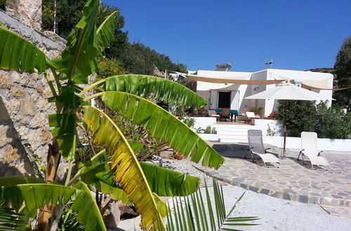 Photo 23 - Tranquil Villa With Sea View in Ammopi Karpathos