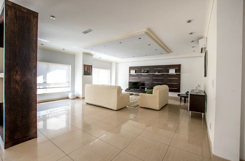 Photo 14 - Bright, Spacious and Right in the Center