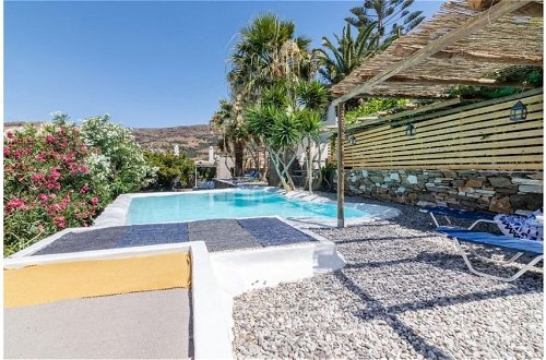 Photo 10 - Amazing 1-Bedroom House in Tinos
