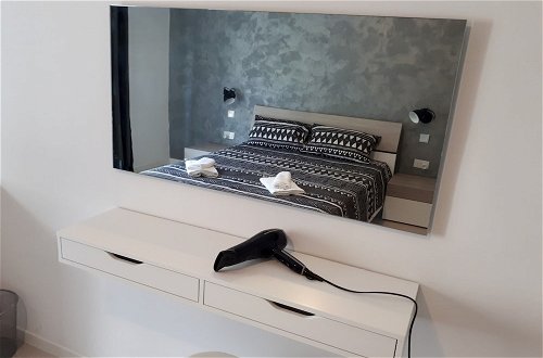 Photo 27 - Modern 3 Bedroom 3 Bathroom Near Balluta Bay Sliema