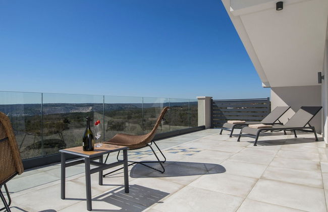 Villa with Swimming Pool, Outdoor Kitchen, Sauna, Hot Tub, Play Area, Sea View - Foto 70