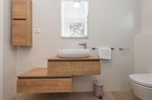 Foto 35 - Villa Nika in Zadar With 6 Bedrooms and 4 Bathrooms