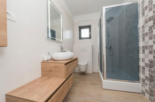 Foto 34 - Villa Nika in Zadar With 6 Bedrooms and 4 Bathrooms