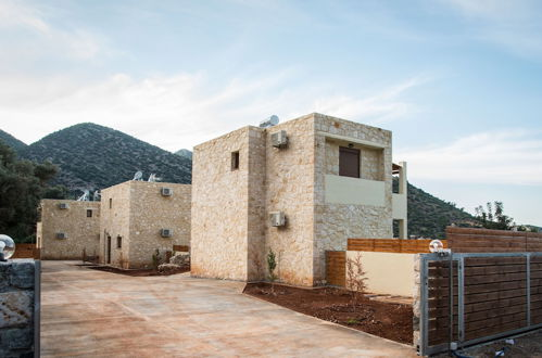 Photo 14 - Uphoria Stone Villas