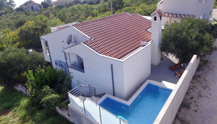 Photo 1 - Modern Apartment With Private Pool in Maslenica