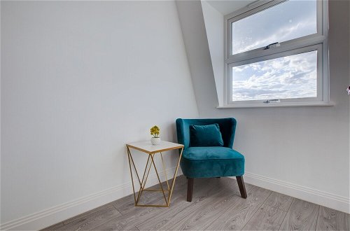Foto 20 - Contemporary 3-bed Apartment in Fulham, London