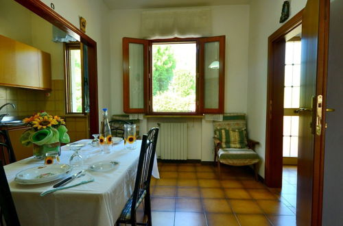 Foto 5 - Holiday Home Between Florence and Pisa