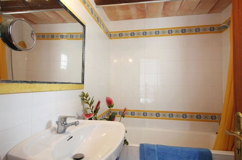 Photo 12 - Villa - 3 Bedrooms with Pool and WiFi - 103221