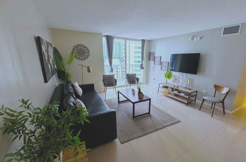 Photo 15 - 3 Bedroom Apartment on Brickell