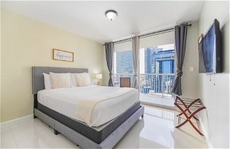 Photo 3 - 3 Bedroom Apartment on Brickell