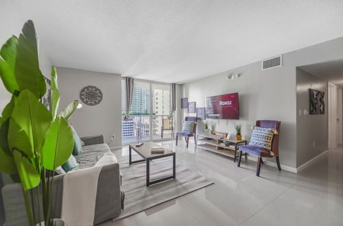 Photo 15 - 3 Bedroom Apartment on Brickell