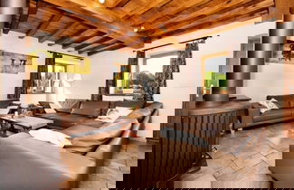 Foto 1 - Spacious House With Sunny Garden