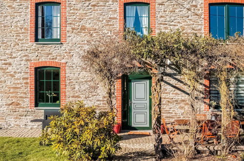 Photo 3 - Pretty Farmhouse in Houffalize With Courtyard