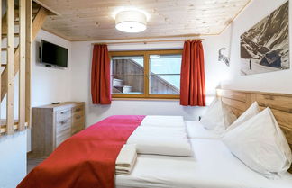 Photo 2 - Luxurious Apartment in Saalbach-hinterglemm Near Ski Area