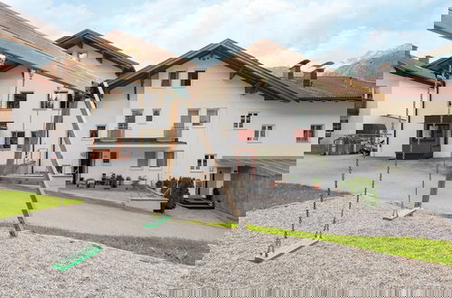 Foto 1 - Mountain View Apartment in Strengen near Ski Bus