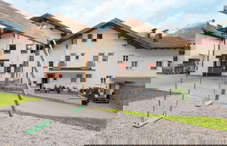 Foto 1 - Mountain View Apartment in Strengen near Ski Bus