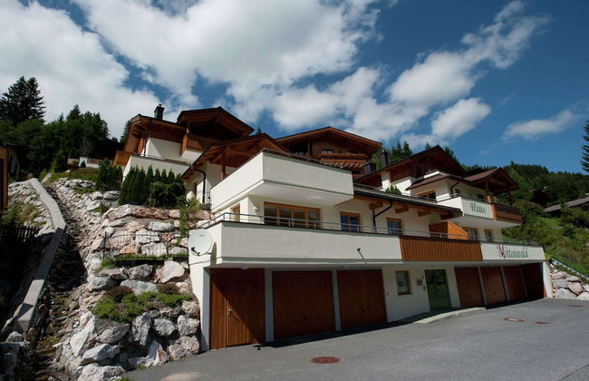 Chalet in Saalbach Near Ski Lift & Sauna - Foto 25