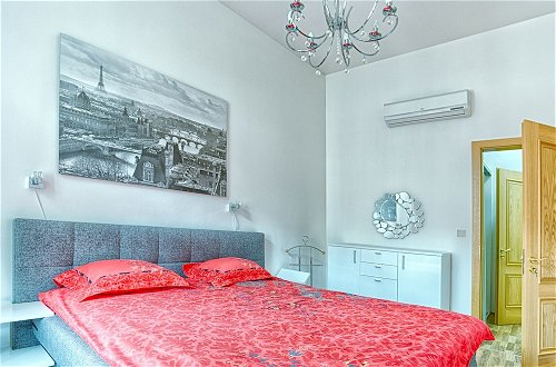 Photo 4 - ValenciaKV Apartments