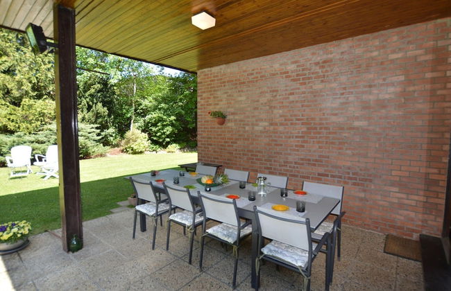 Luxury Villa with Swimming Pool near F1 Circuit - Photo 24