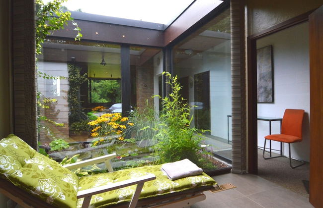 Luxury Villa with Swimming Pool near F1 Circuit - Photo 14