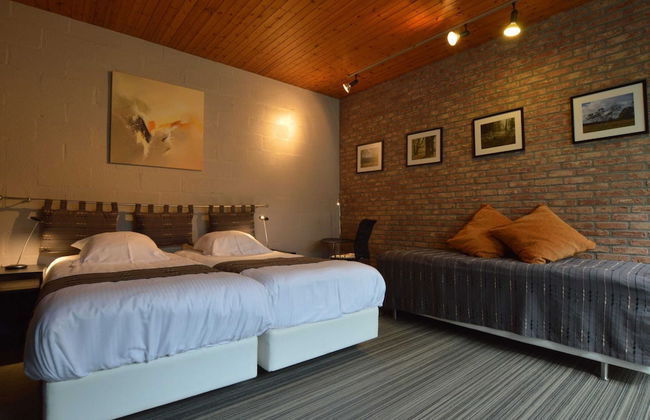 Luxury Villa with Swimming Pool near F1 Circuit - Photo 4