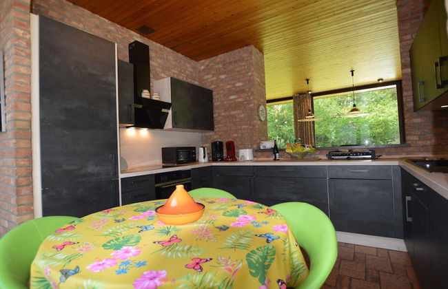 Luxury Villa with Swimming Pool near F1 Circuit - Photo 10
