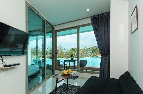 Foto 8 - Luxury Lagoon 1Bedroom Apartment