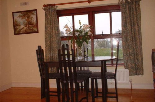 Photo 5 - Lovely Sea View Apartment in Rineen - 4 Guests