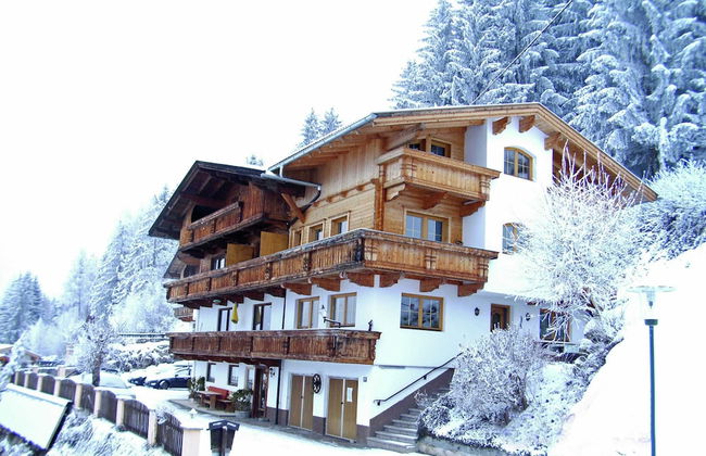 Apartment in Gerlosberg Near Ski Lift - Foto 1