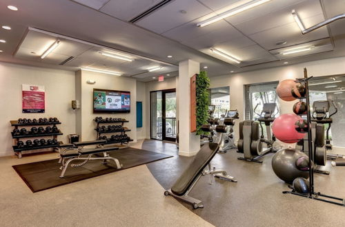 Photo 28 - Exclusive Condo with Gym in Crystal City