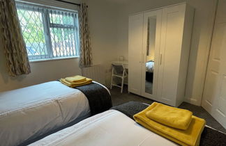 Photo 3 - Cosy & Comfortable Apt with Parking
