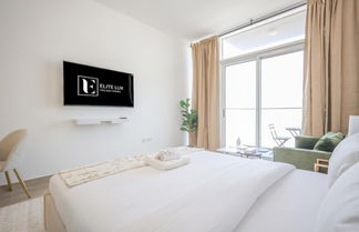 Foto 1 - Elite LUX Holiday Homes - Sleek Modern Luxurious Studio in JVC Dubai