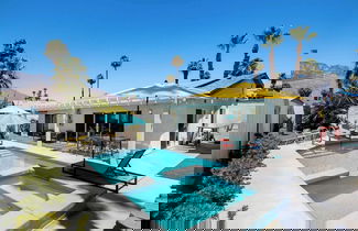 Foto 1 - Demuth Park Desert Oasis - Pool - Tiki Room