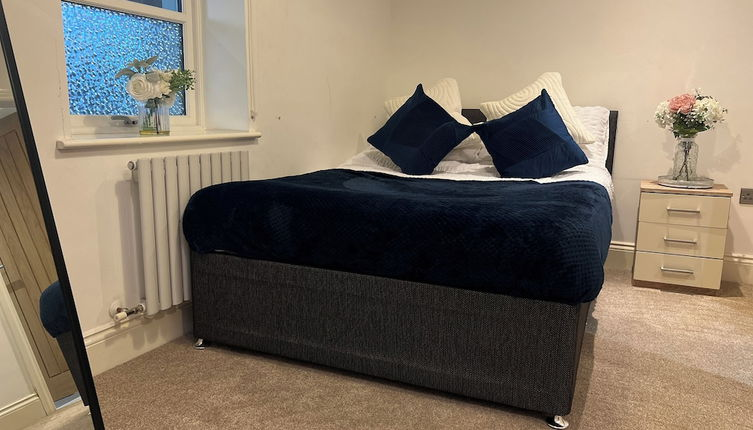 Photo 1 - City Centre 1 Bed Sleeps 4 H5