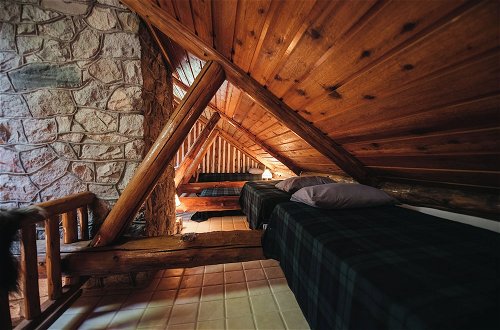 Photo 2 - Nature's Beauty Loft Forks River Lodge