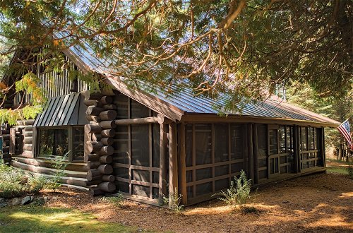 Foto 33 - Nature's Beauty Loft Forks River Lodge